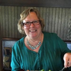 Meet your Posher, Leslie